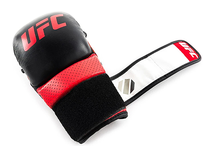 UFC PRO Перчатки для спарринга